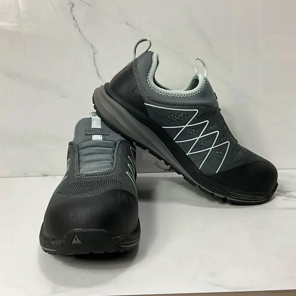 Keen Women's Black and Gray Sneakers